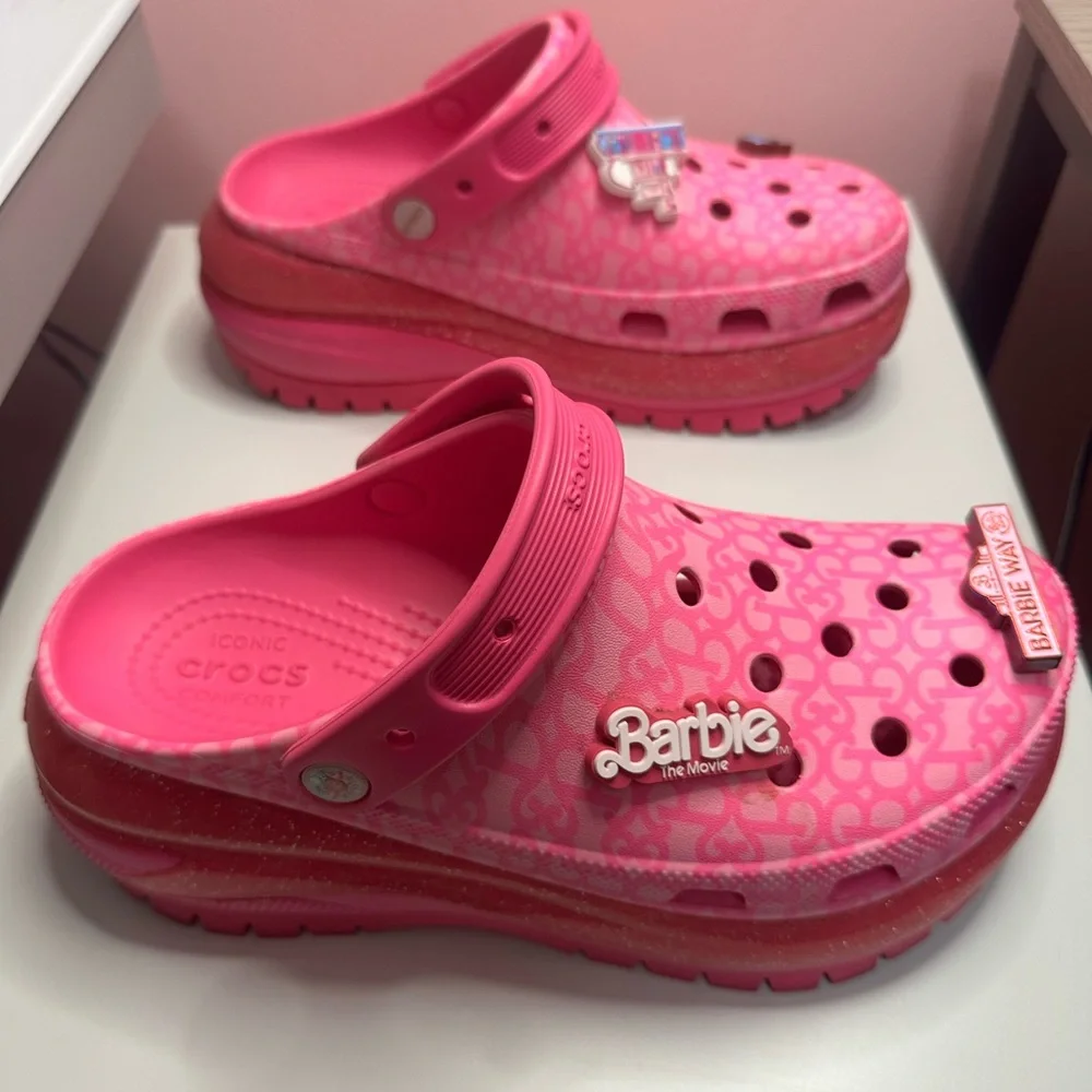 CROCS Women’s Barbie Pink Mega Crush Sandals - Picture 1 of 5